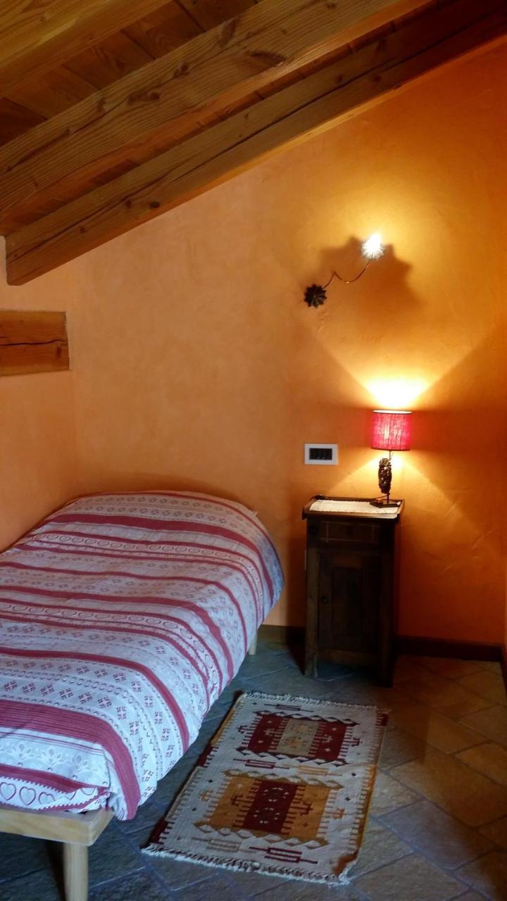 Il Rifugio Della Volpe Apartment Introd Bagian luar foto